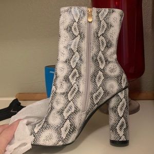 Fashion nova booties snake print